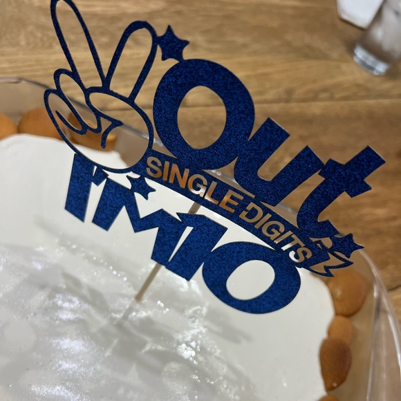 Cake Topper - Picture 3 of 5